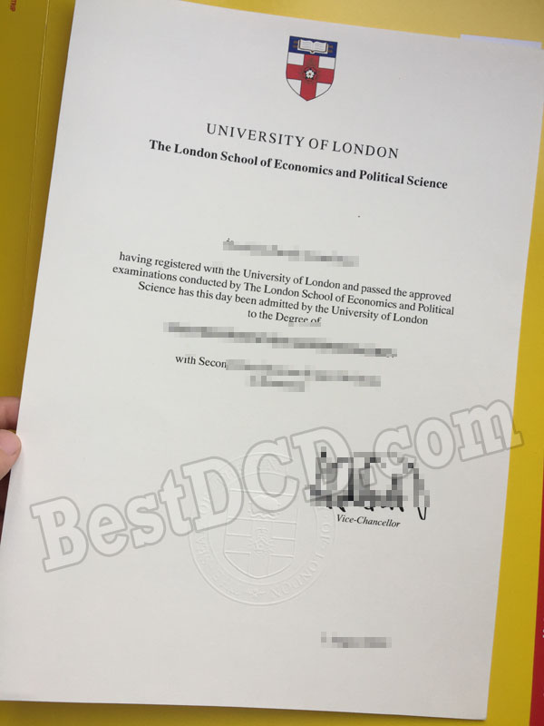 University of London fake degree