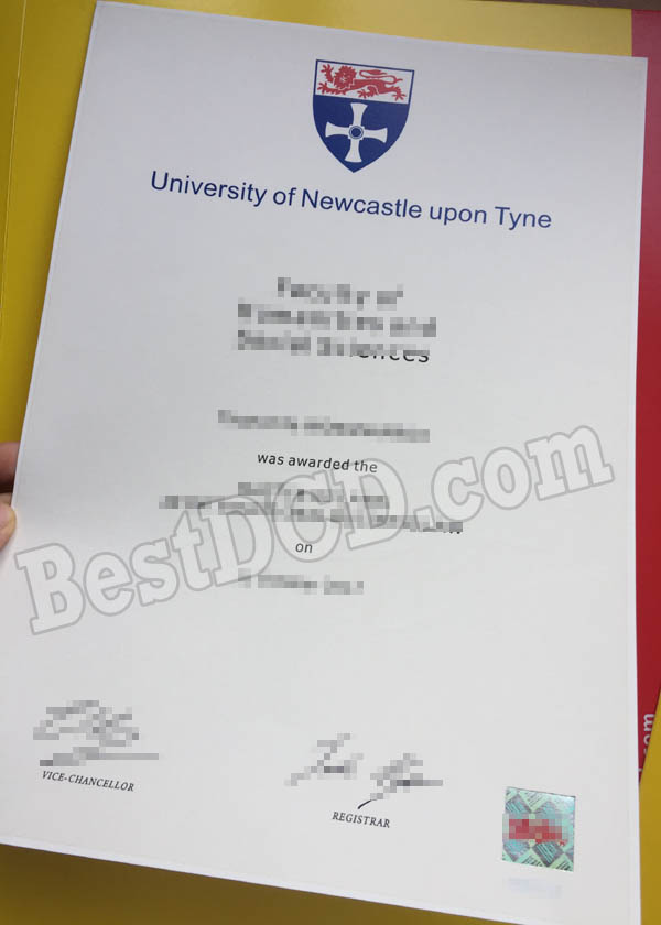 University of Newcastle upon Tyne fake degree